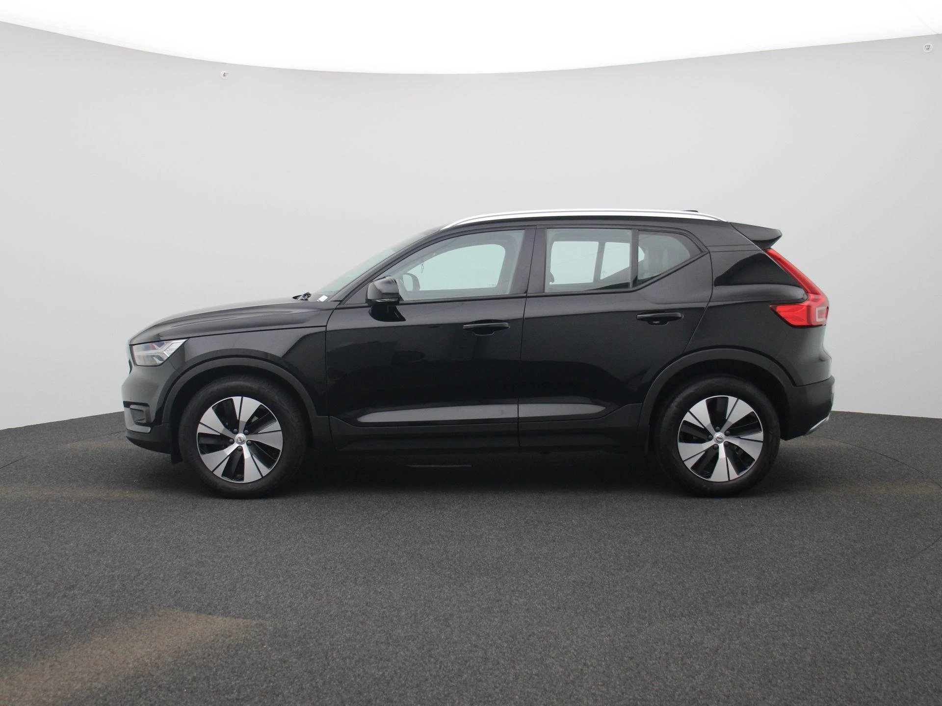 Volvo XC40 met kenteken L-149-BF – autofoto 5