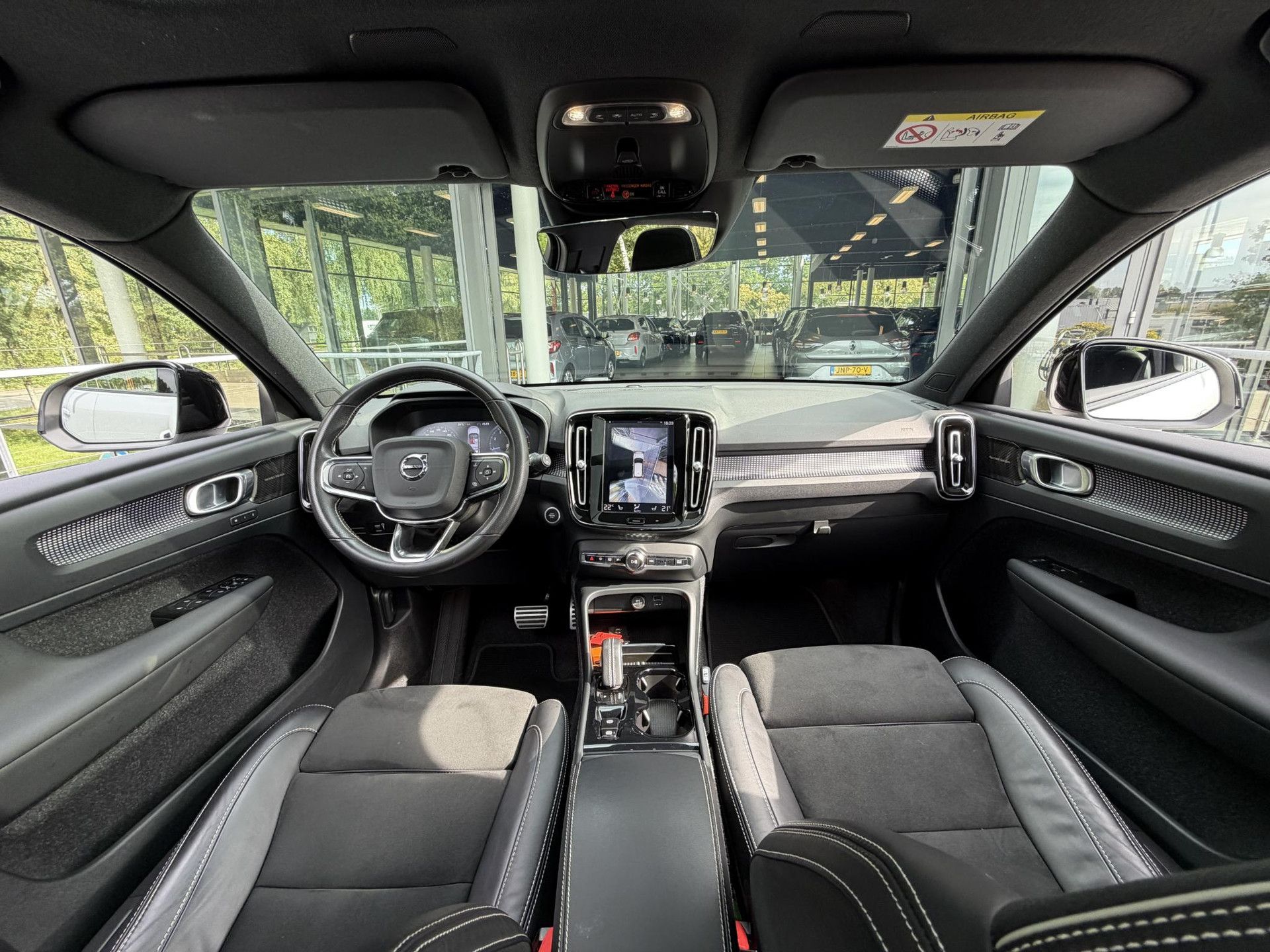 Volvo XC40 met kenteken L-807-FN – autofoto 3