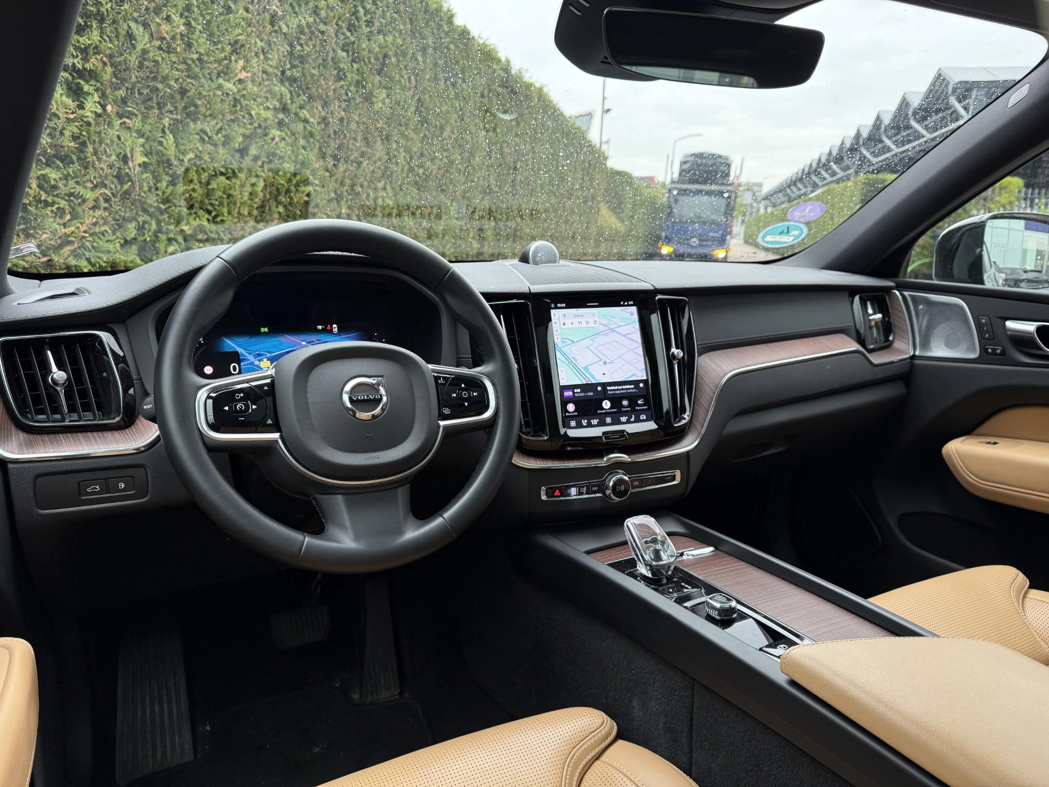 Volvo XC60 met kenteken S-142-RP – autofoto 4