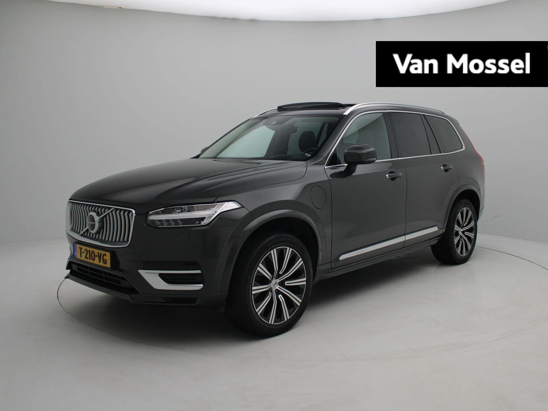 Volvo XC90 met kenteken 47 – autofoto 2