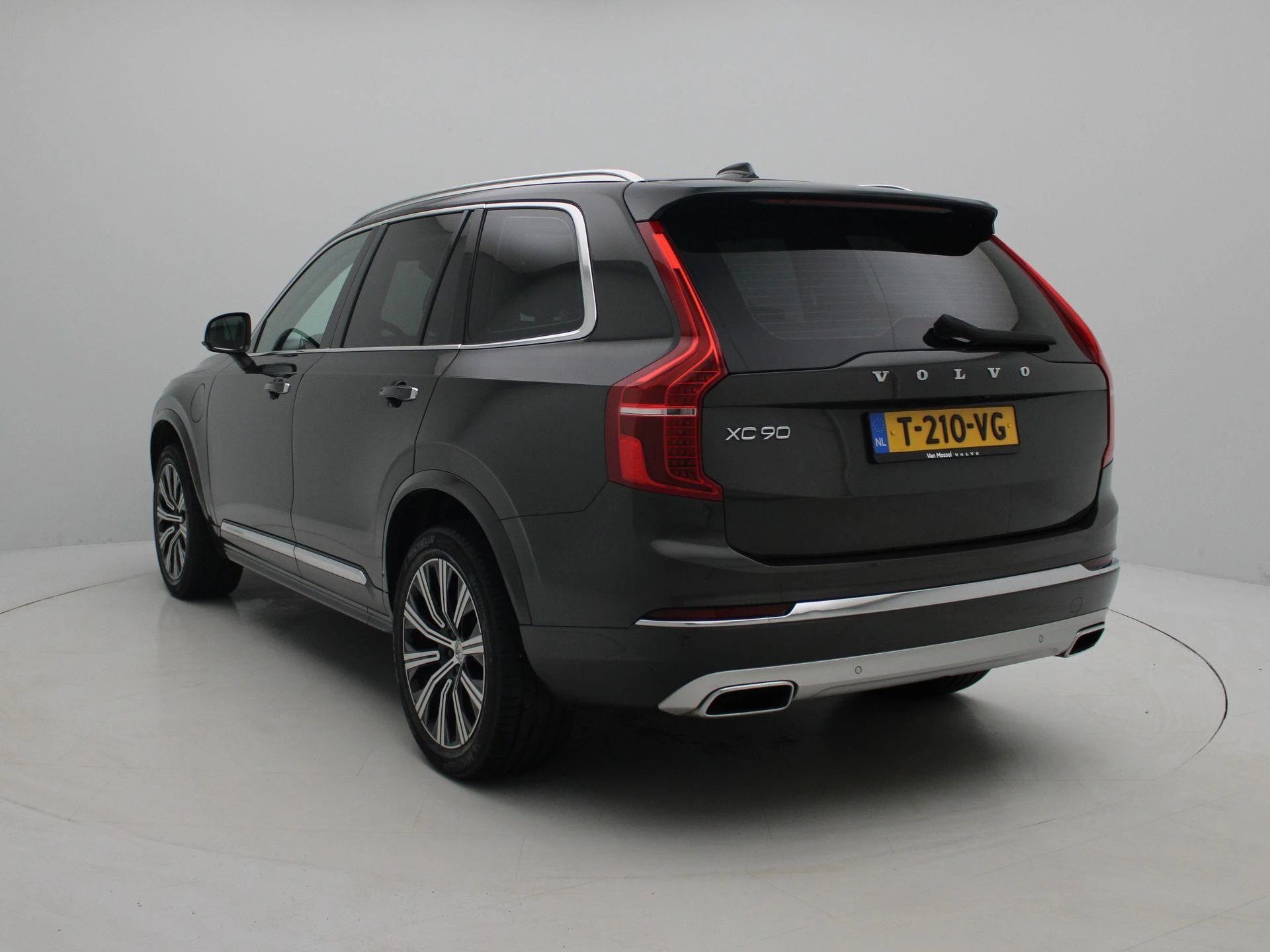 Volvo XC90 met kenteken 47 – autofoto 3