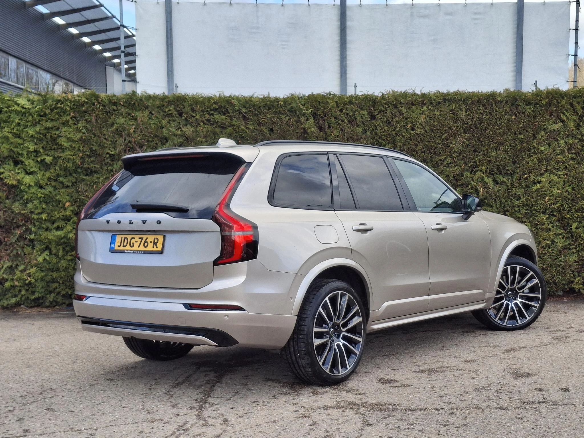 Volvo XC90 met kenteken JDG-76-R – autofoto 4