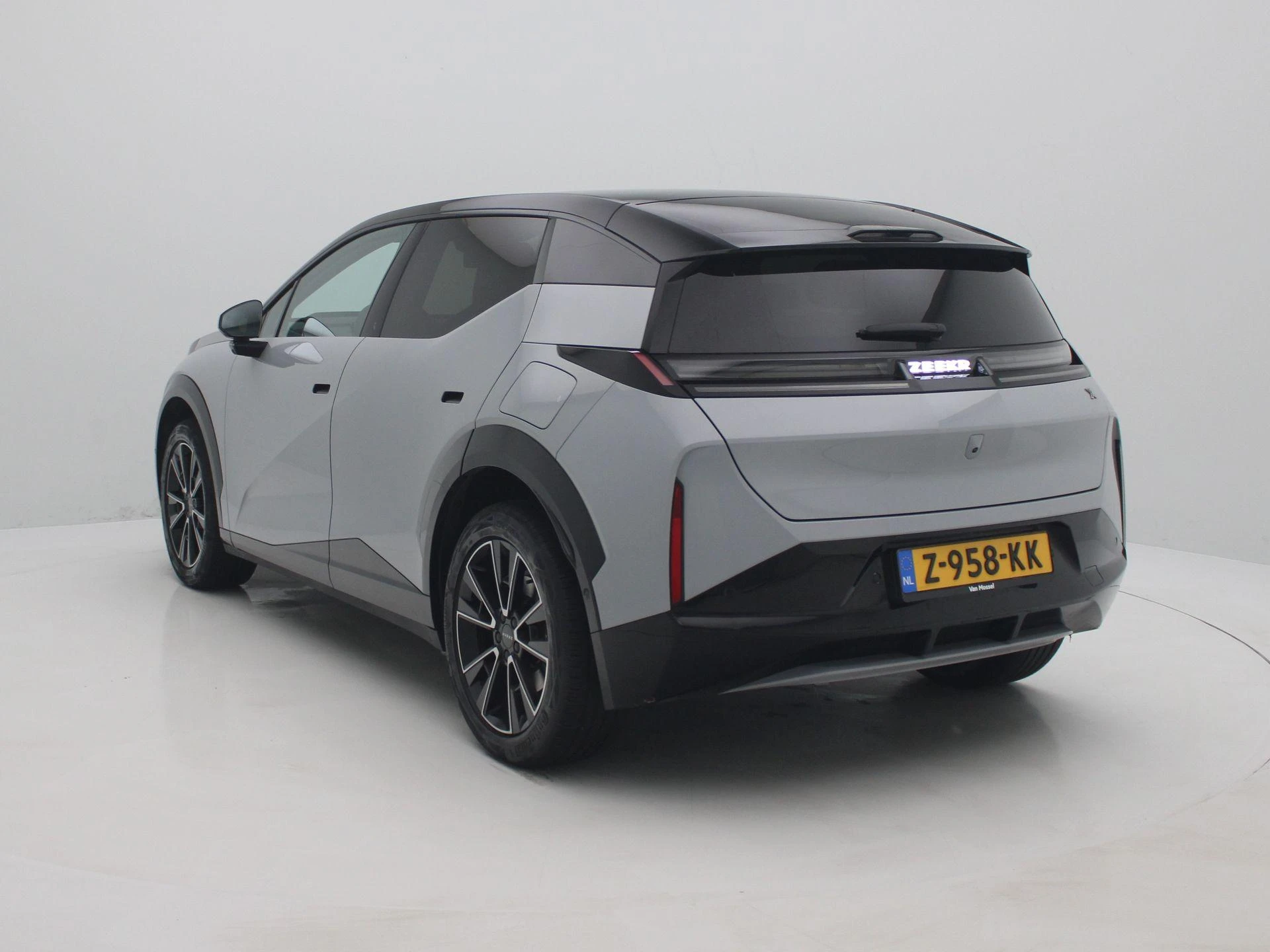 Zeekr X – autofoto 3